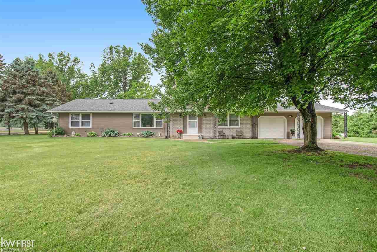 10300 Bancroft Road Bancroft, MI 48414 - Photo 42 of 51 50044175-41.JPG