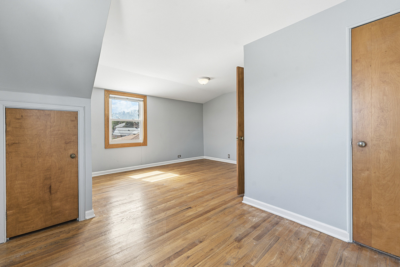 7922 North Waukegan Road Niles, IL 60714 - Photo 23 of 31