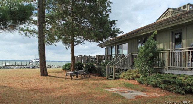 112 The Point White Stone, VA 22578 - Photo 7 of 46