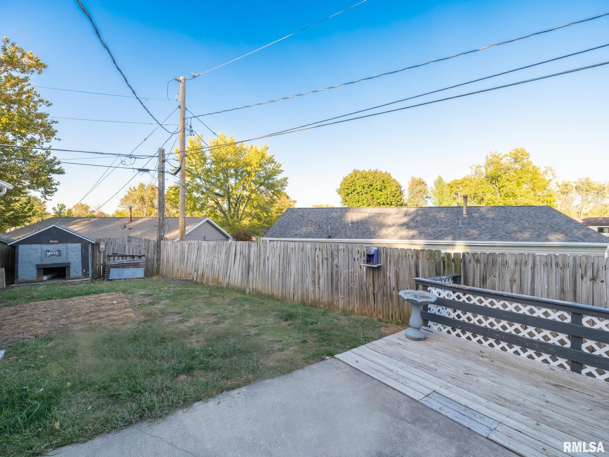 206 Temple Drive Washington, IL 61571 - Photo 10 of 40