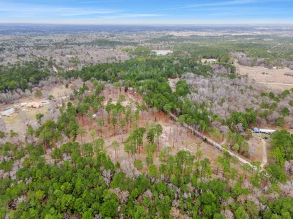 $250,000 | 90 Valley Drive, Huntsville, TX 77320