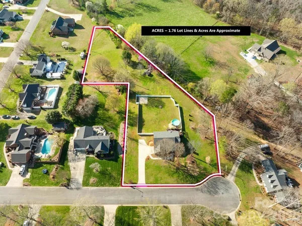 $370,000 | 105 Laura Court, Cherryville, NC 28021