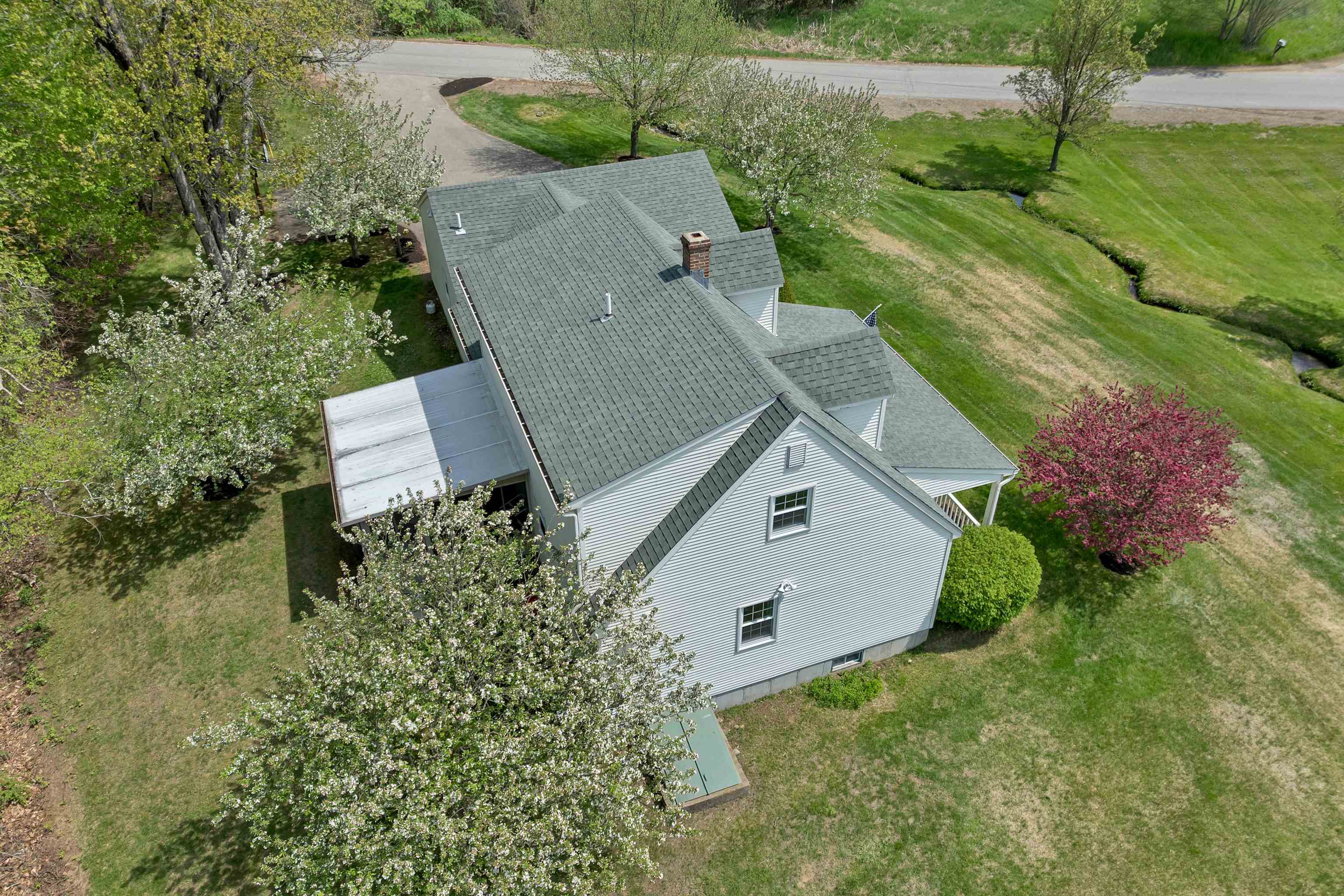 145 Turnpike Road Northfield, NH 03276 - Photo 7 of 58