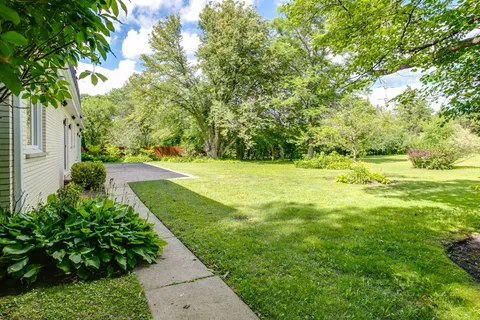 $1,350,000 | 125 North Ridge Road, Lake Forest, IL 60045