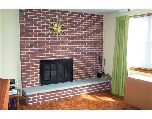 154 Mayer Road Slippery Rock, PA 16057 - Photo 8 of 13 Den/Family/Great Room.