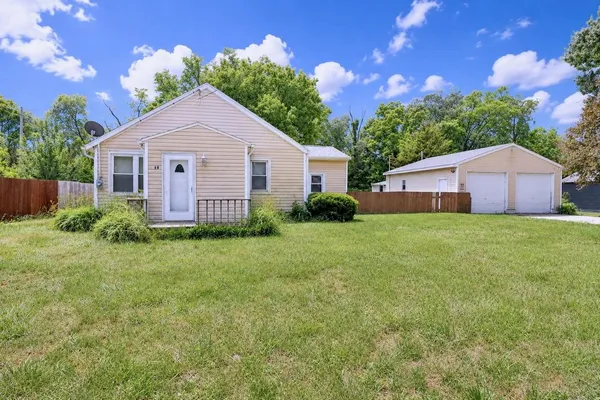 $160,000 | 760 Eastern Avenue, South Beloit, IL 61080