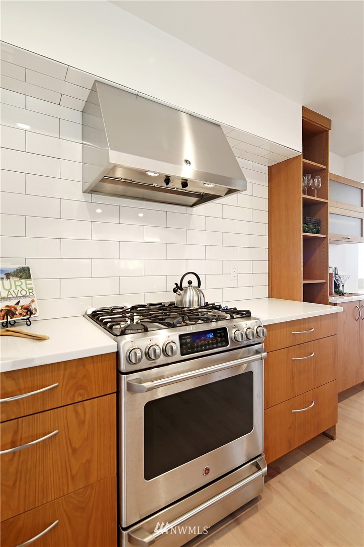 3726 Southwest Austin Street Seattle, WA 98126 - Photo 13 of 34 Gallery Image 13