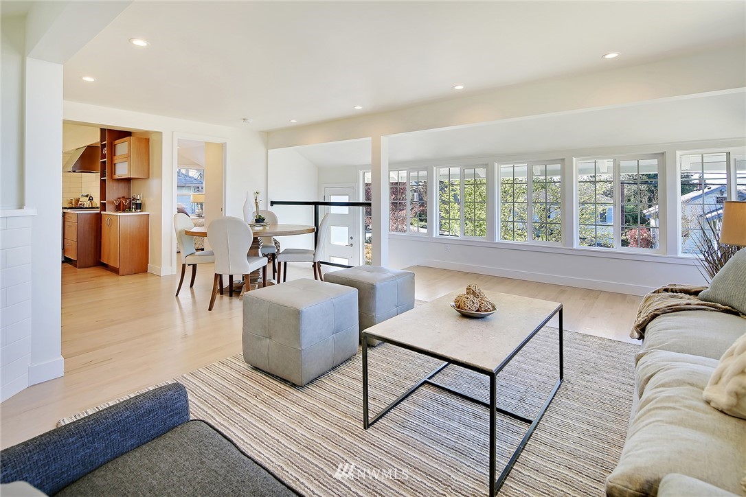 3726 Southwest Austin Street Seattle, WA 98126 - Photo 7 of 34 Gallery Image 7