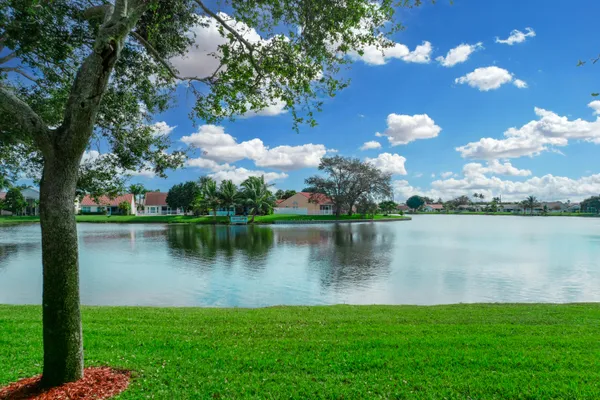 $449,000 | 7720 Stone Harbour Drive, Unit 1, Lake Worth, FL 33467