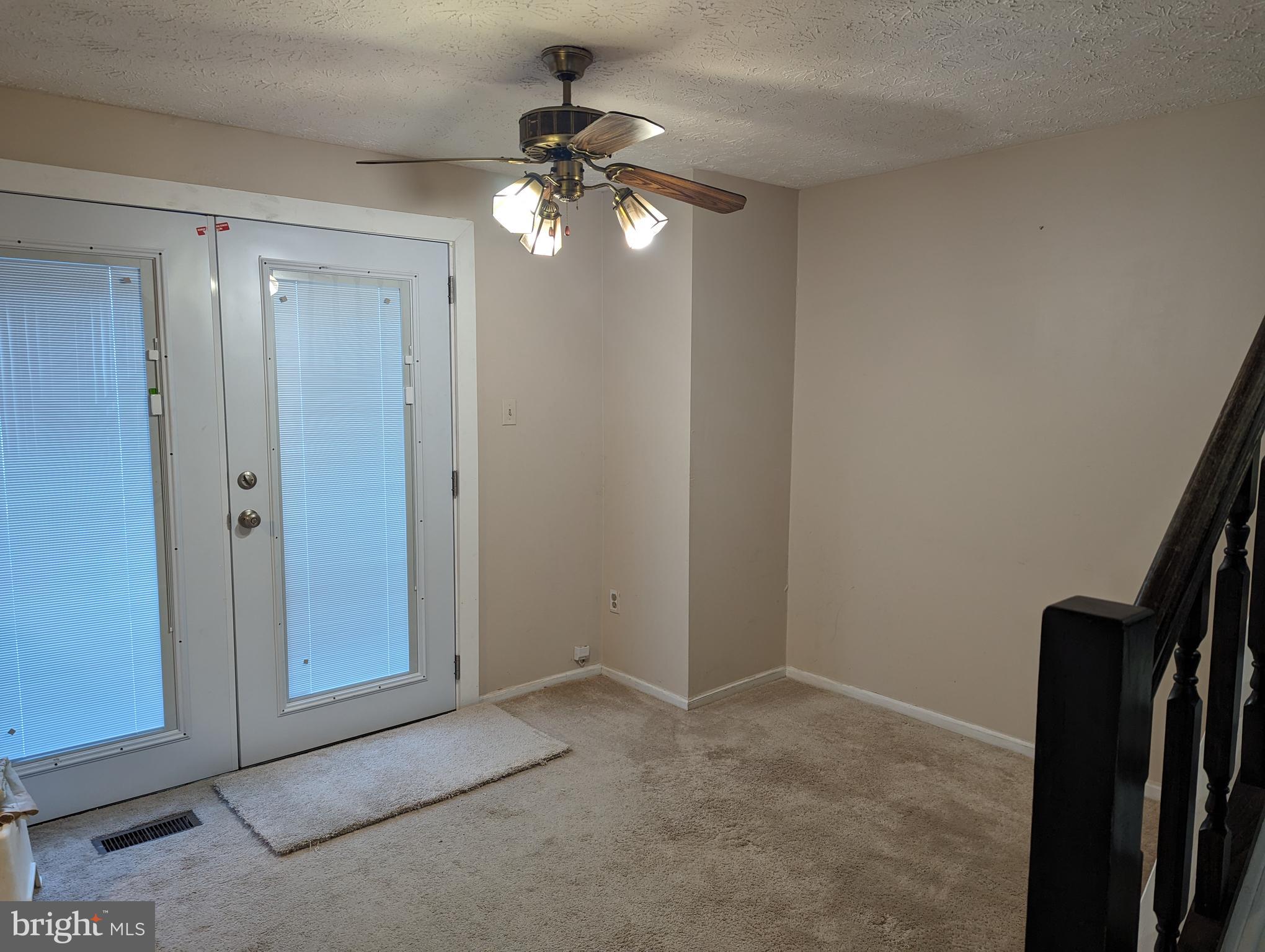 9119 Aspenpark Court Lorton, VA 22079 - Photo 12 of 32