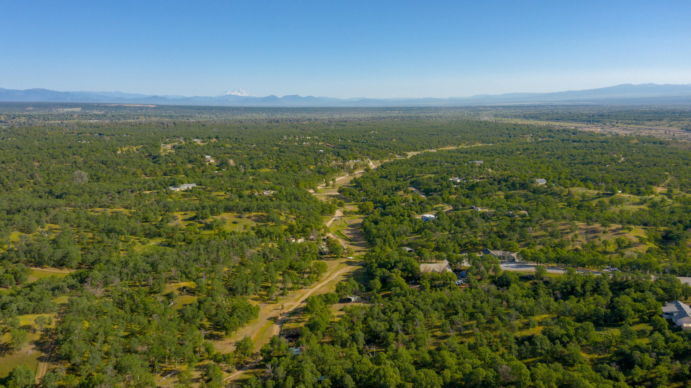 18623 Saddleback Ridge Loop Cottonwood, CA 96022 - Photo 26 of 28 a view of an ocean
