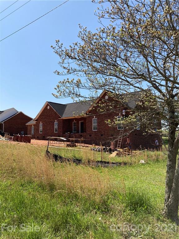 1367 Springlake Road York, SC 29745 - Photo 2 of 7 Gallery Image 2