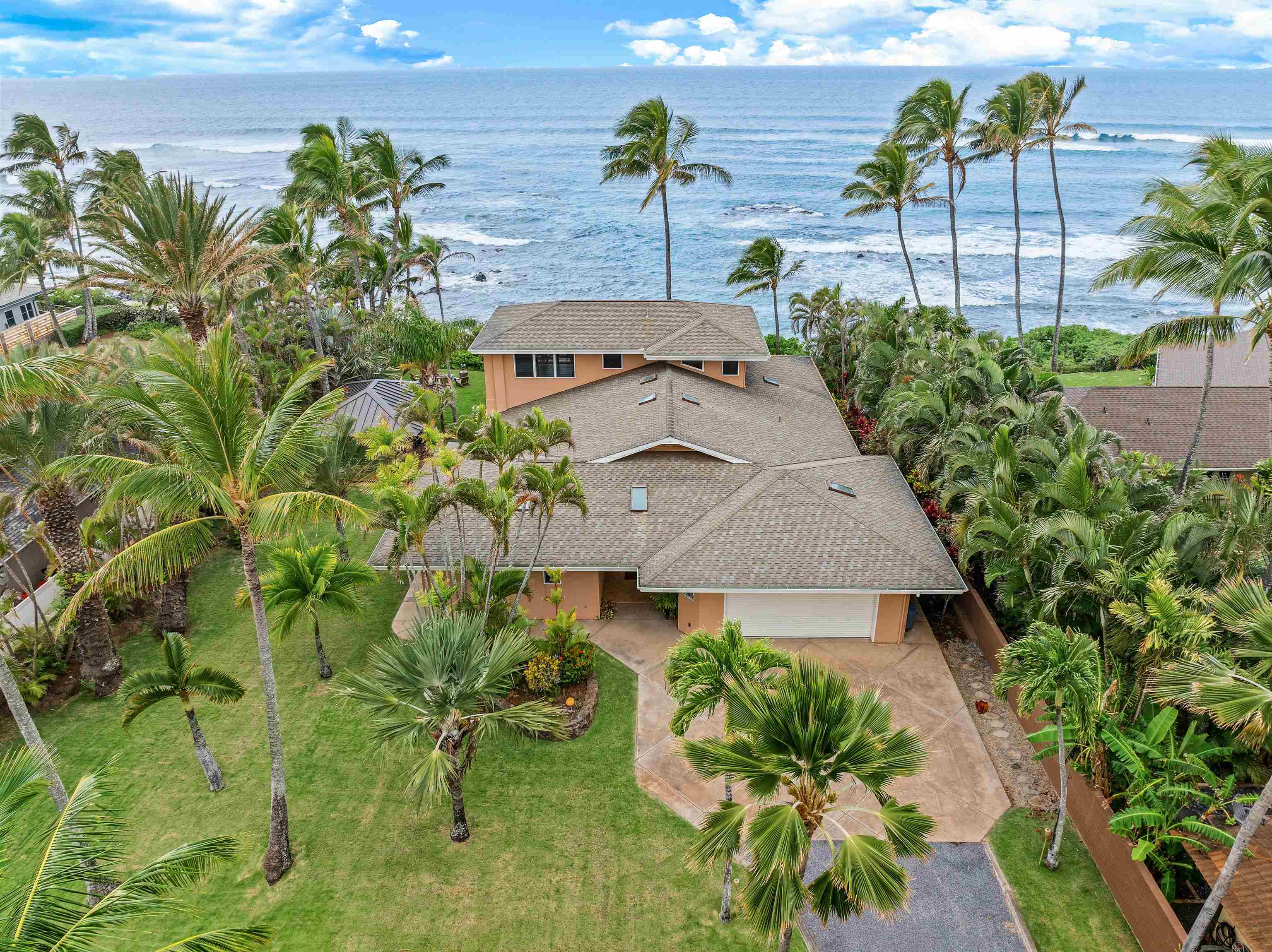111 Aleiki Place Paia, HI 96779 - Photo 15 of 50 a picture of a yard with a fountain