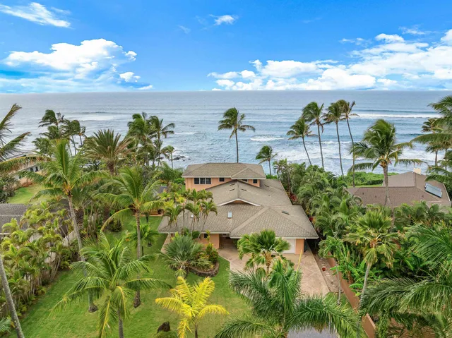 a view of a yard with outside space