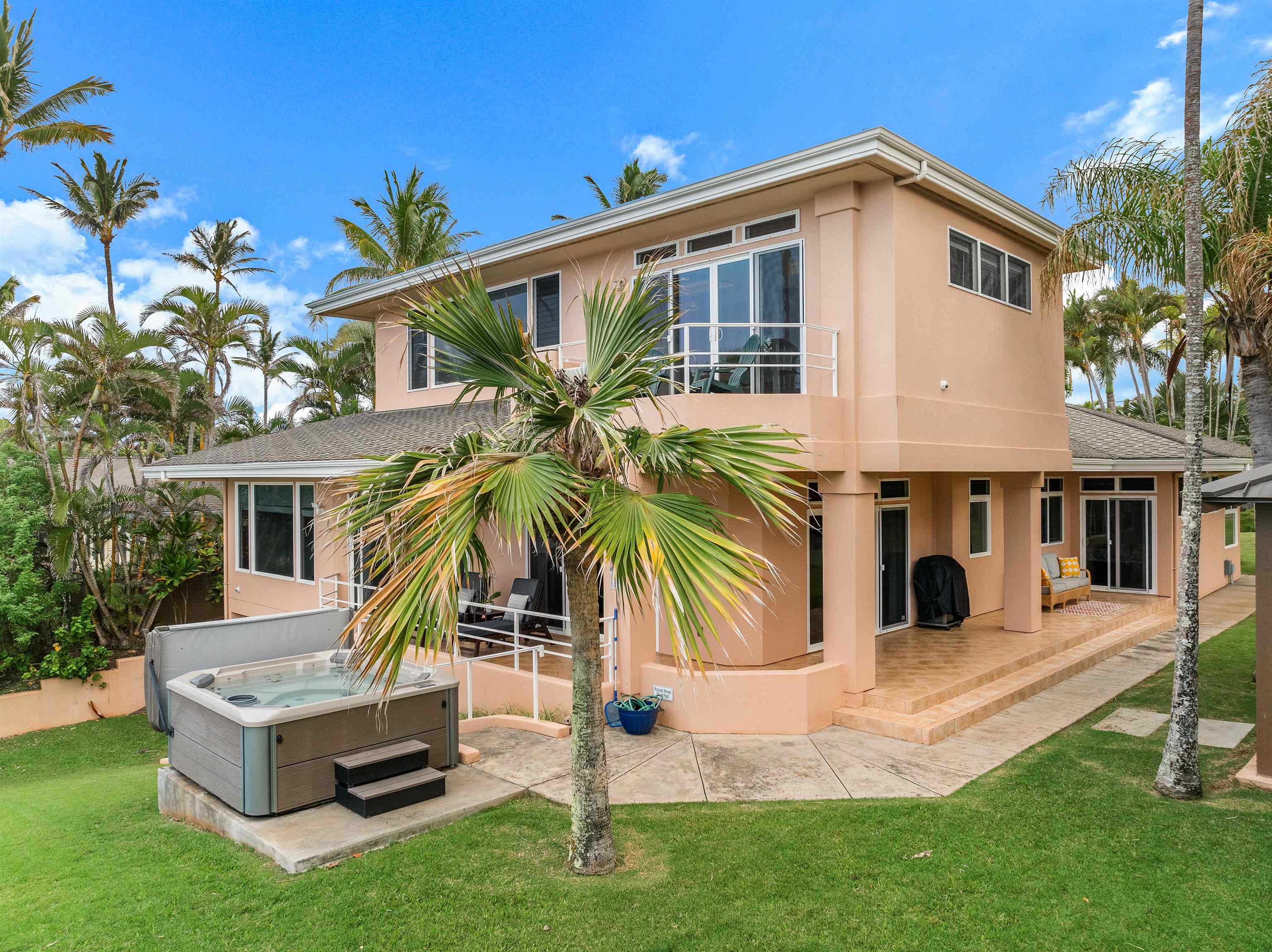 111 Aleiki Place Paia, HI 96779 - Photo 19 of 50 a front view of house with yard