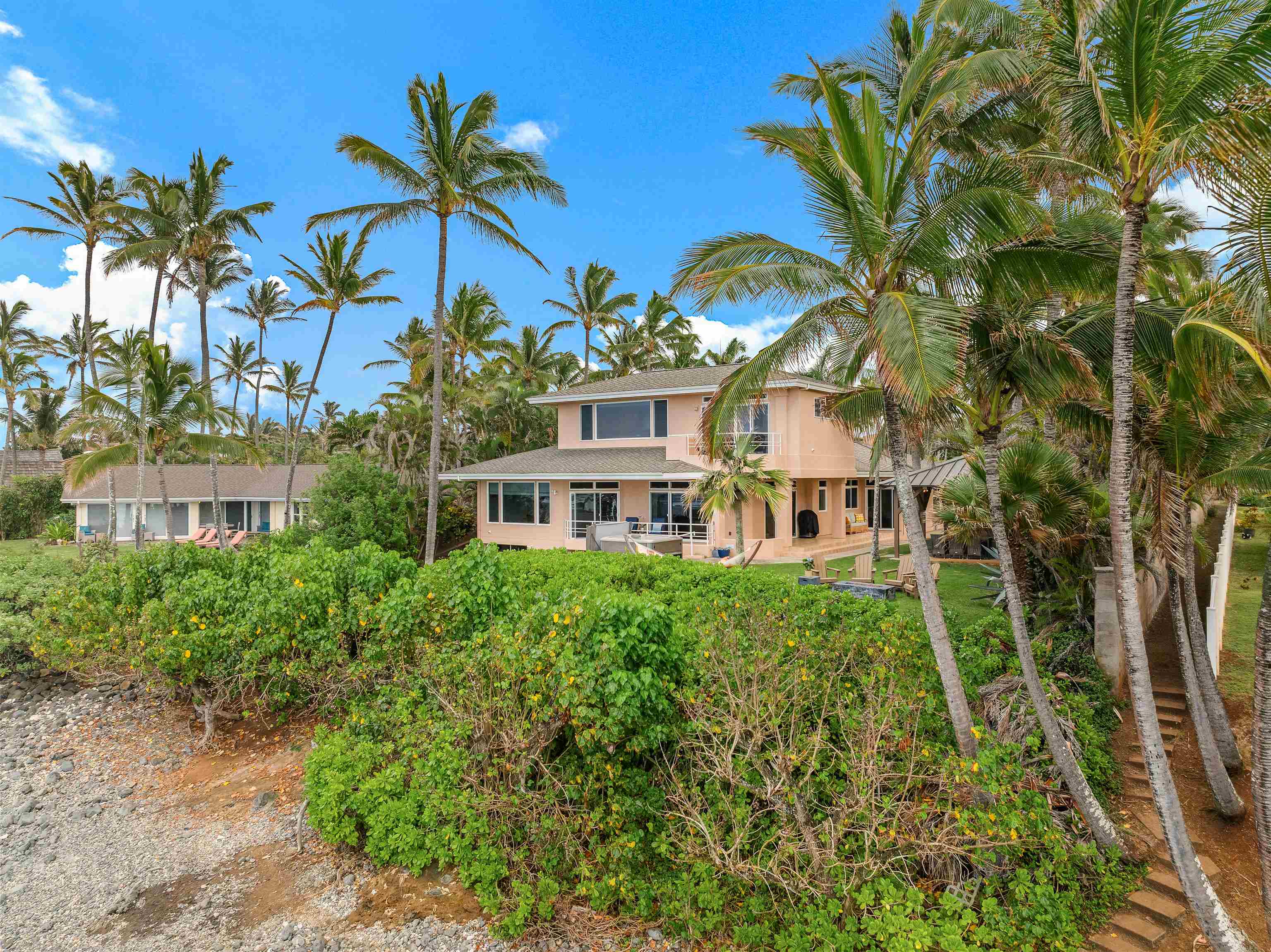 111 Aleiki Place Paia, HI 96779 - Photo 22 of 50 a view of a big yard with palm trees