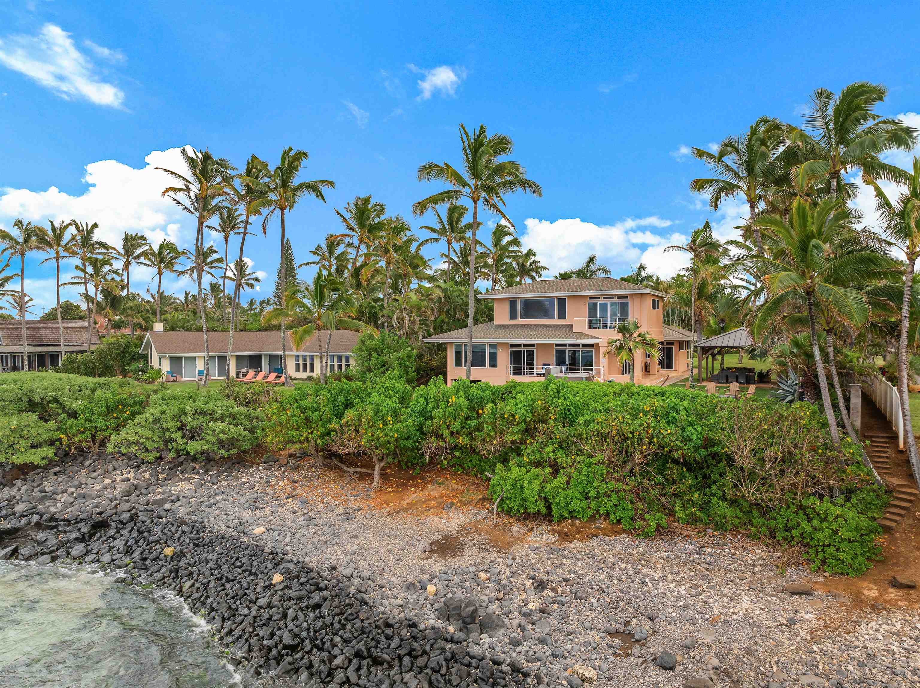 111 Aleiki Place Paia, HI 96779 - Photo 23 of 50 a view of a building with a garden