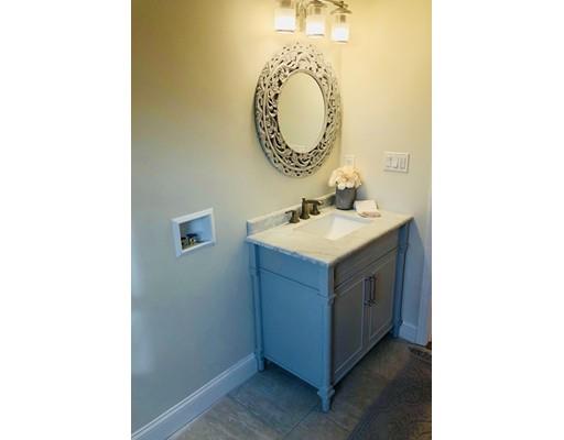 39 Riverbank Road Saugus, MA 01906 - Photo 10 of 26 Gallery Image 10