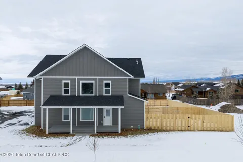 $715,000 | 211 East Birch Street, Unit 1, Victor, ID 83455