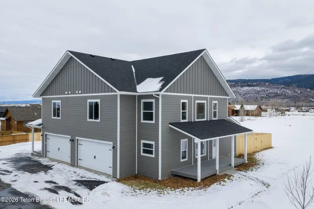 $715,000 | 211 East Birch Street, Unit 1, Victor, ID 83455