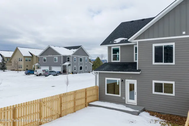 $715,000 | 211 East Birch Street, Unit 1, Victor, ID 83455