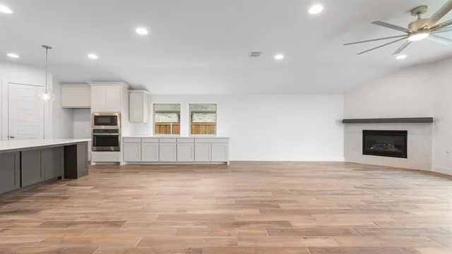 $574,900 | 816 Reedgrass Trail, Waxahachie, TX 75165