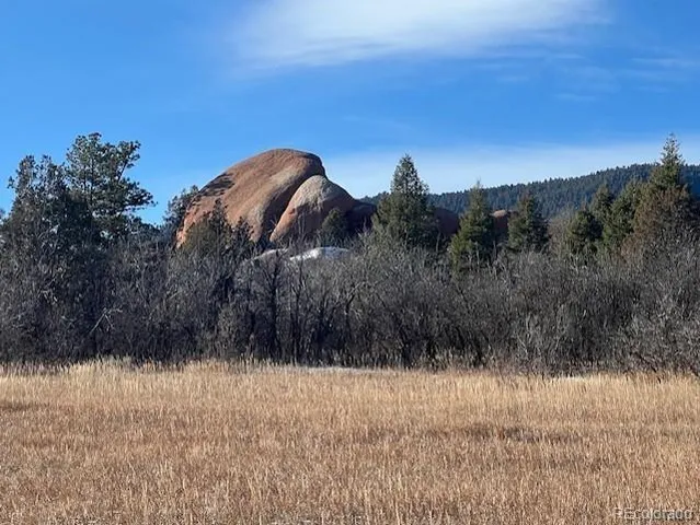 a view of a large building