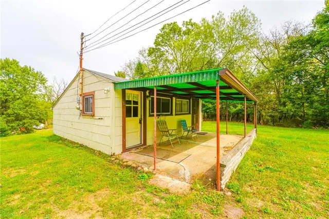 $240,000 | 208 Center Street, New Brighton, PA 15066