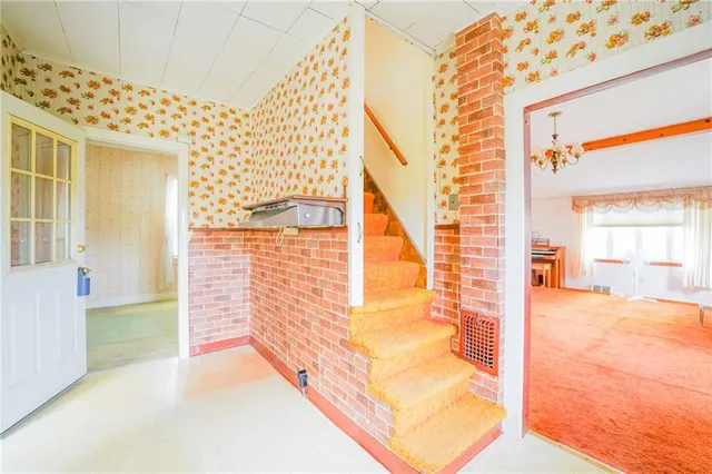 $240,000 | 208 Center Street, New Brighton, PA 15066