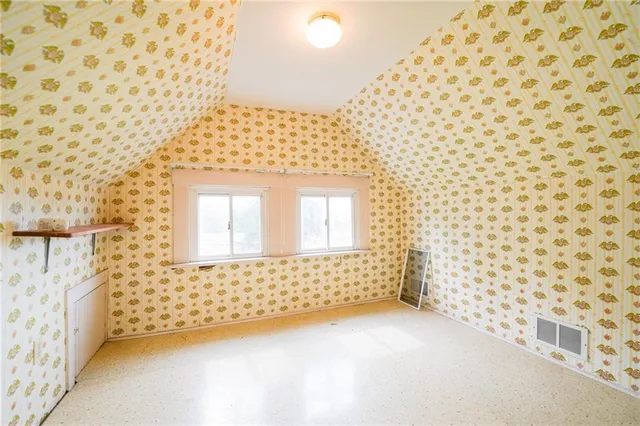 $240,000 | 208 Center Street, New Brighton, PA 15066