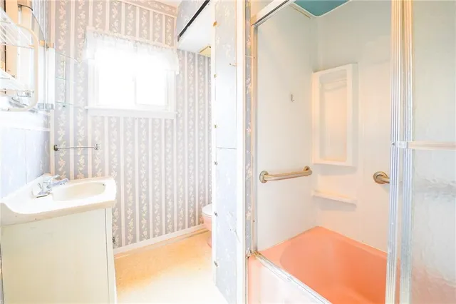 $240,000 | 208 Center Street, New Brighton, PA 15066