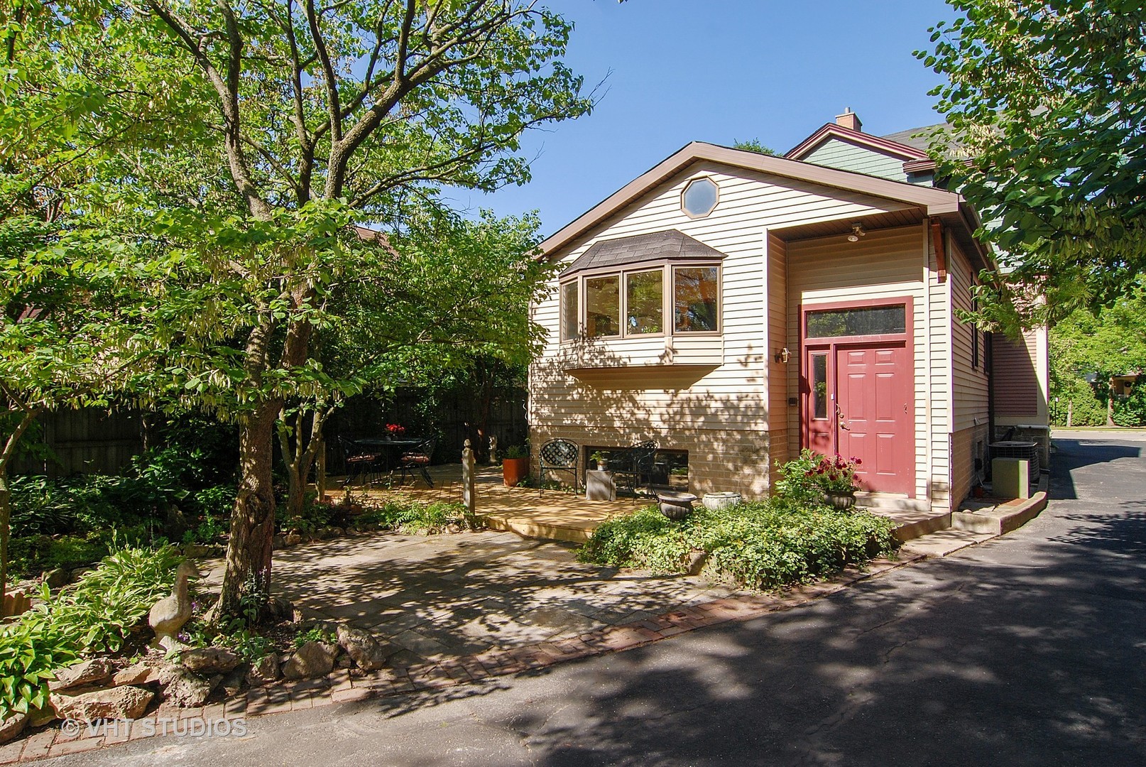 145 Woodside Road Riverside, IL 60546 - Photo 19 of 26 a front view of a house with a yard