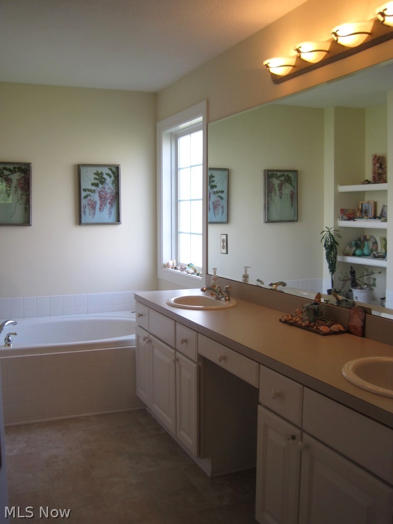 249 Granger Road, Unit 85 Medina, OH 44256 - Photo 16 of 25 Gallery Image 16