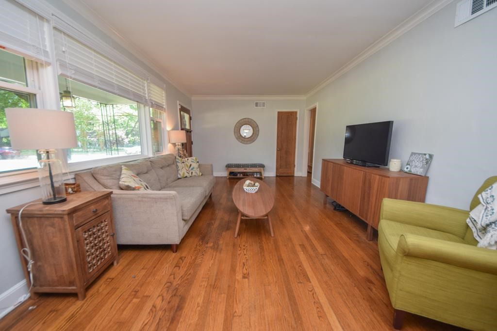 4736 Kaye Road Memphis, TN 38117 - Photo 5 of 25