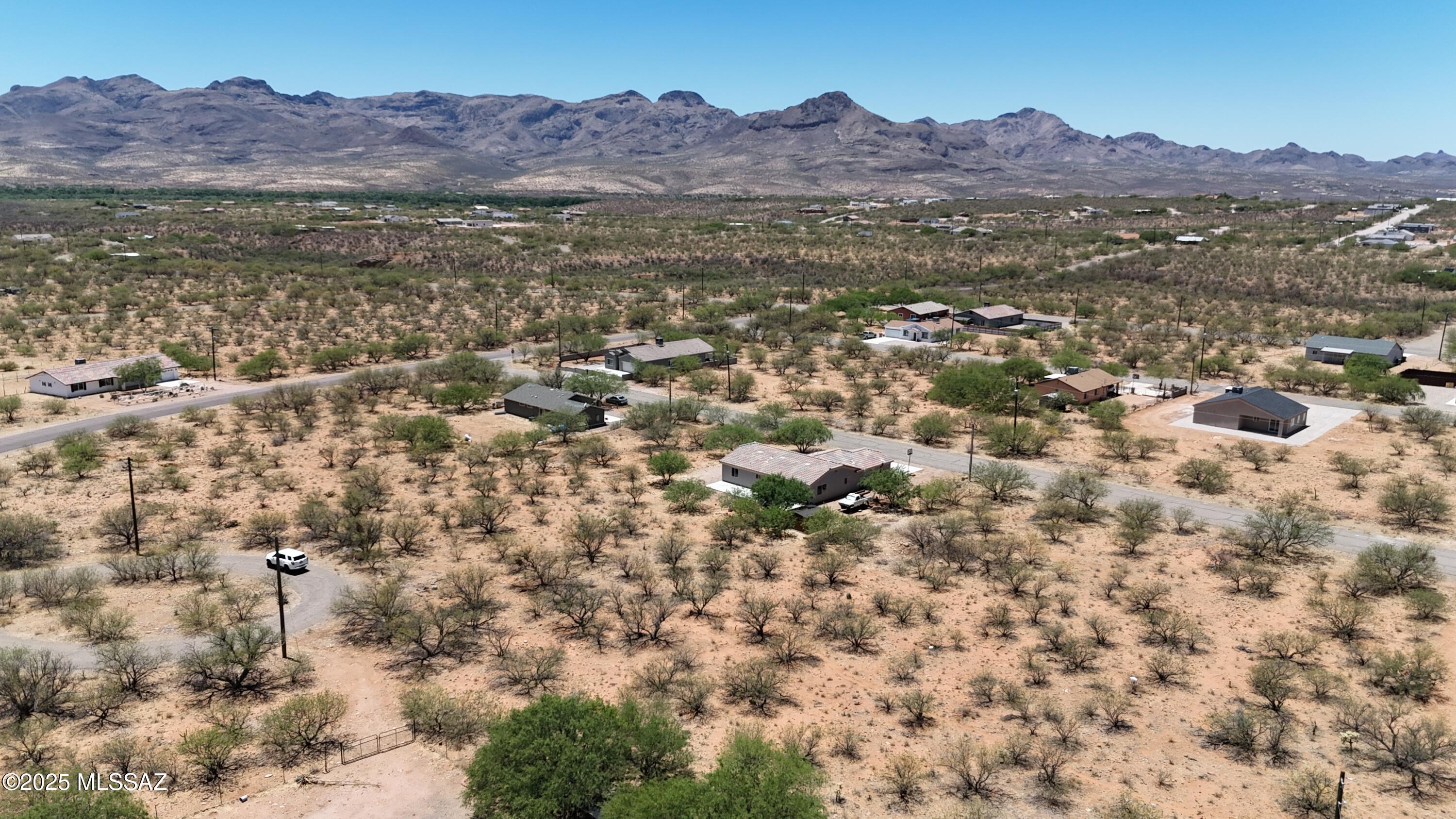 1734 Capri Court, Unit 42 Rio Rico, AZ 85648 - Photo 6 of 13