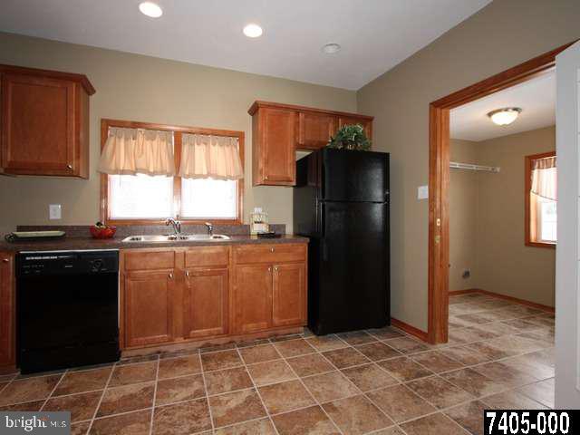 1156 Delta Road Red Lion, PA 17356 - Photo 8 of 25 Gallery Image 8