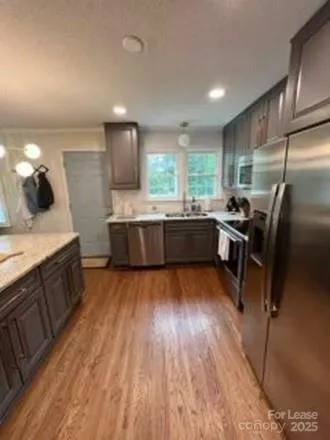 $1,900 | 312 Greenwood Avenue, Belmont, NC 28012