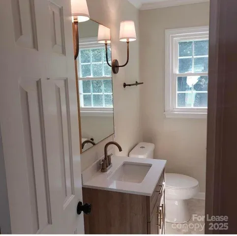 $1,900 | 312 Greenwood Avenue, Belmont, NC 28012