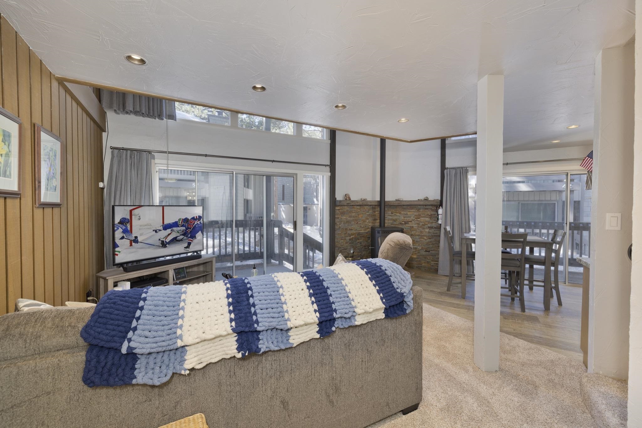 286 Old Mammoth Road, Unit 37 Mammoth Lakes, CA 93546 - Photo 6 of 33 Living room featuring recessed lighting and light carpet