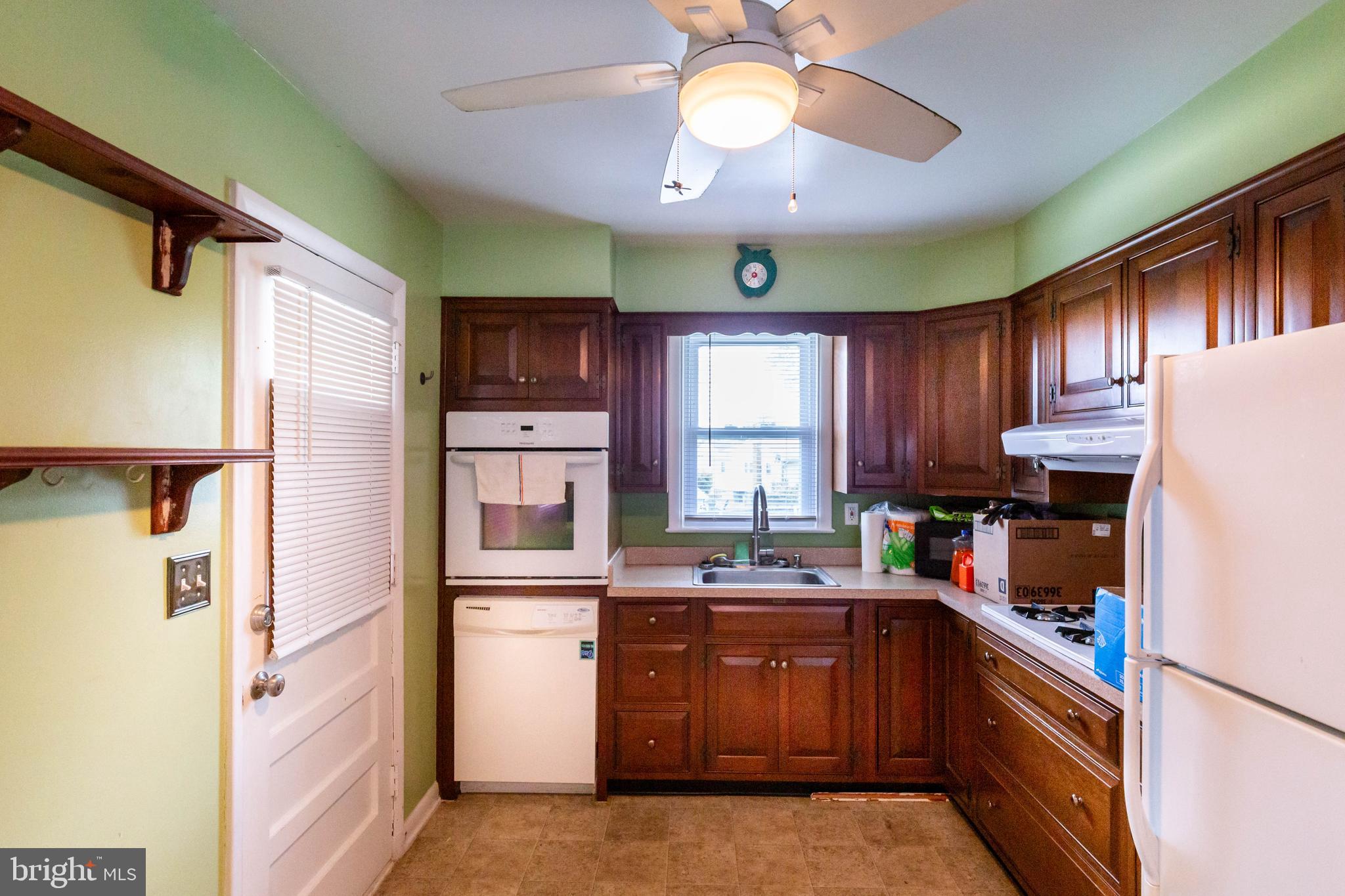 2403 Harwood Road Baltimore, MD 21234 - Photo 16 of 44 Gallery Image 16