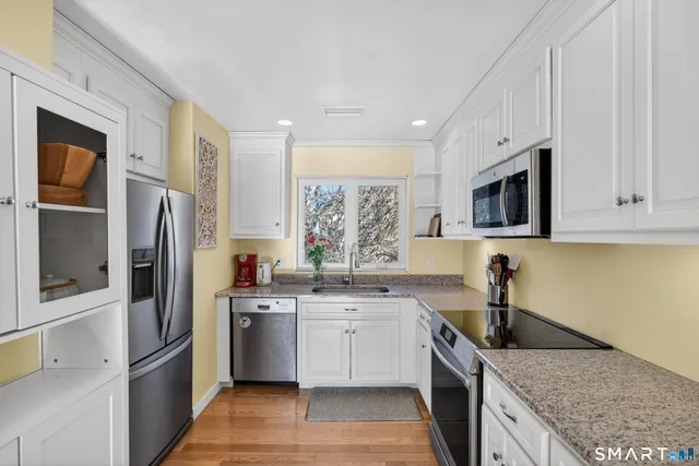 $305,000 | 10 Pilgrims Harbor, Unit C, Wallingford, CT 06492