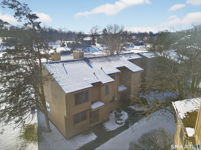 $305,000 | 10 Pilgrims Harbor, Unit C, Wallingford, CT 06492