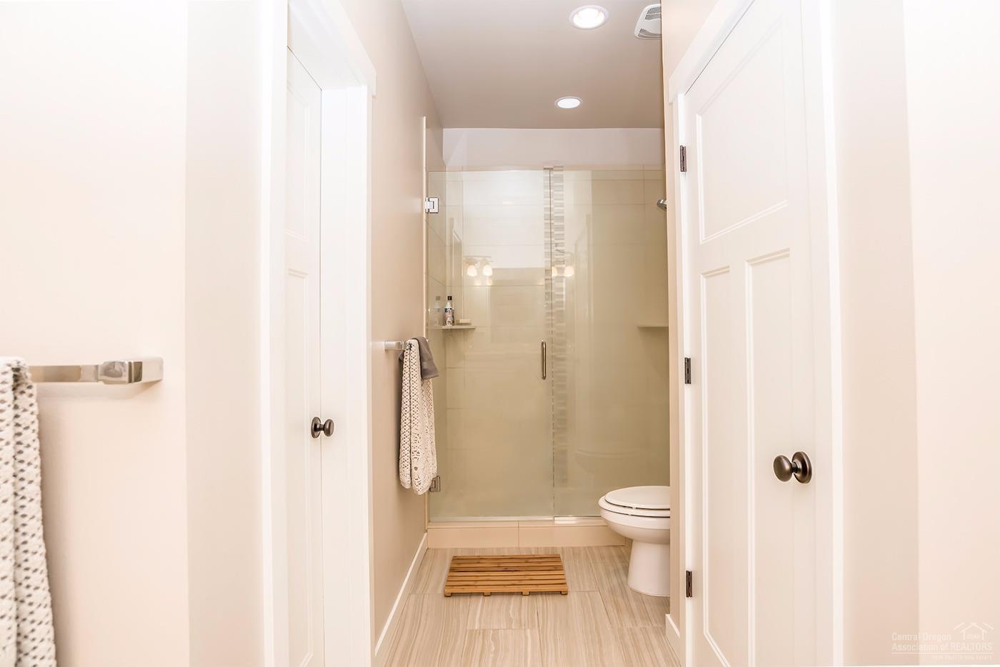 63178 Iner Loop Bend, OR 97701 - Photo 13 of 25 Additional Photo