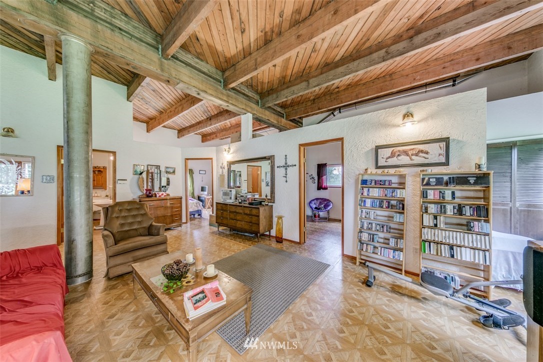 153 Hauk Road Port Angeles, WA 98362 - Photo 6 of 40 Gallery Image 6