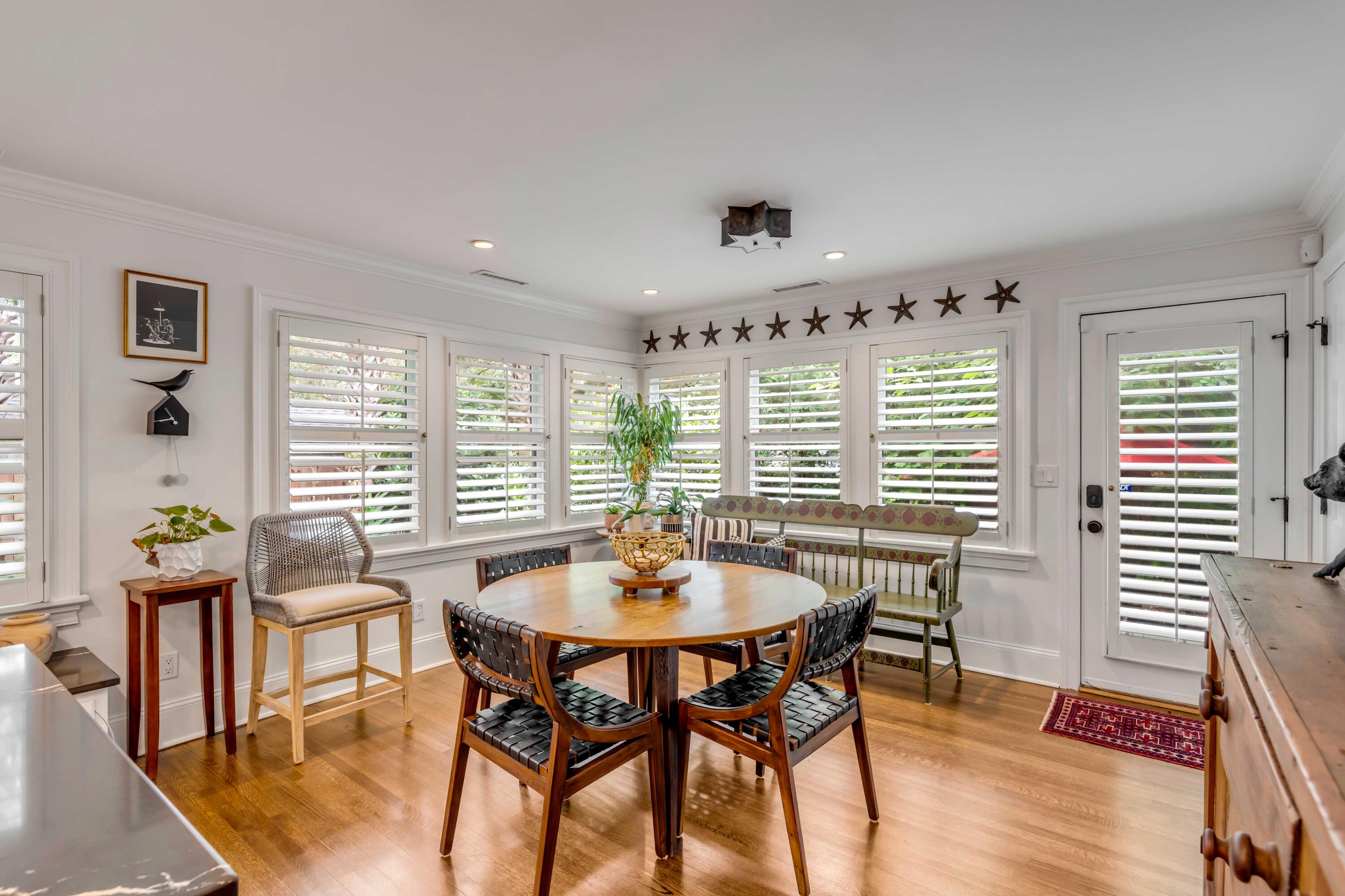 121 Old Point Road Charleston, SC 29412 - Photo 11 of 22 DSC04674