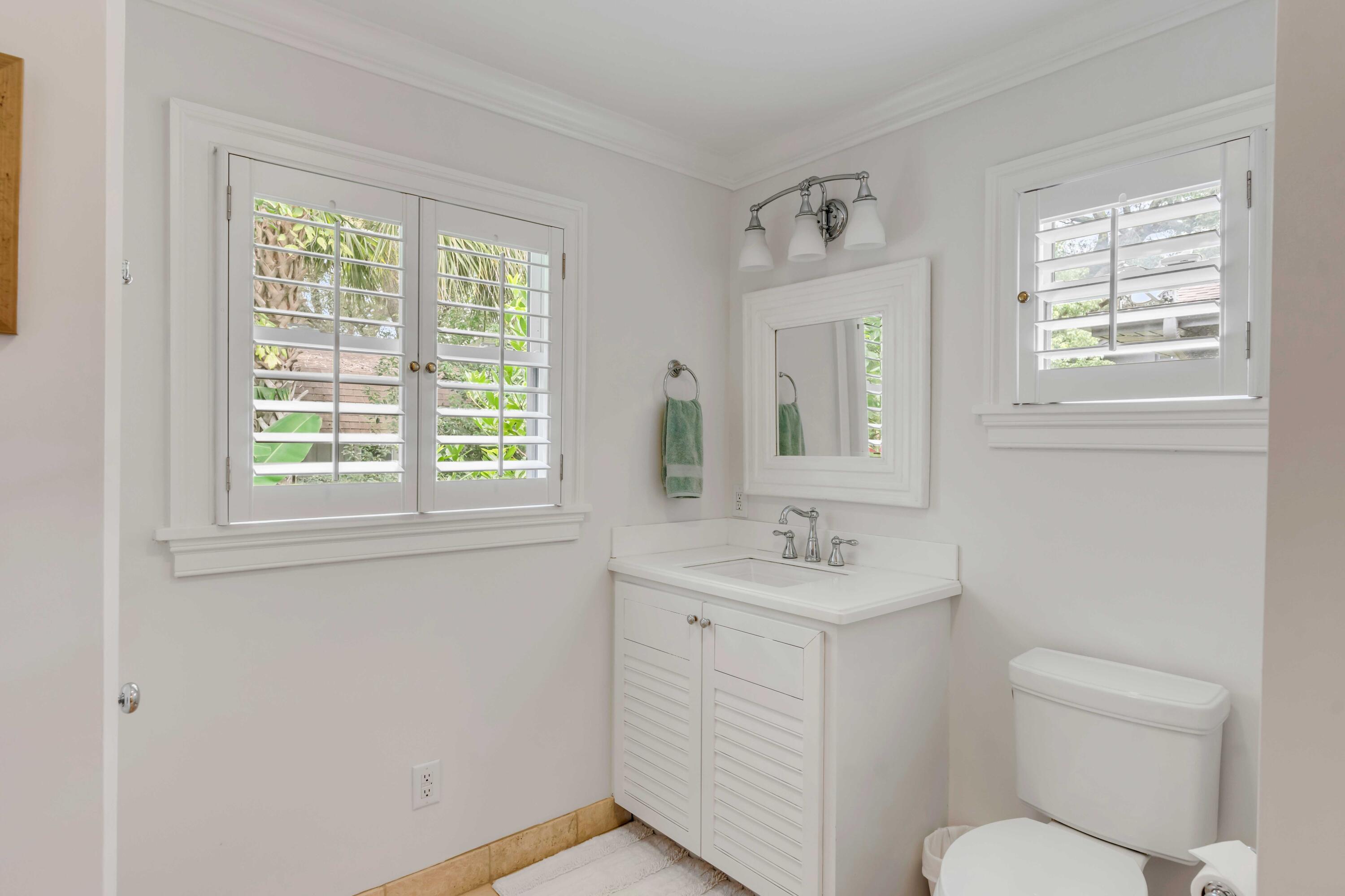 121 Old Point Road Charleston, SC 29412 - Photo 13 of 22 DSC04719