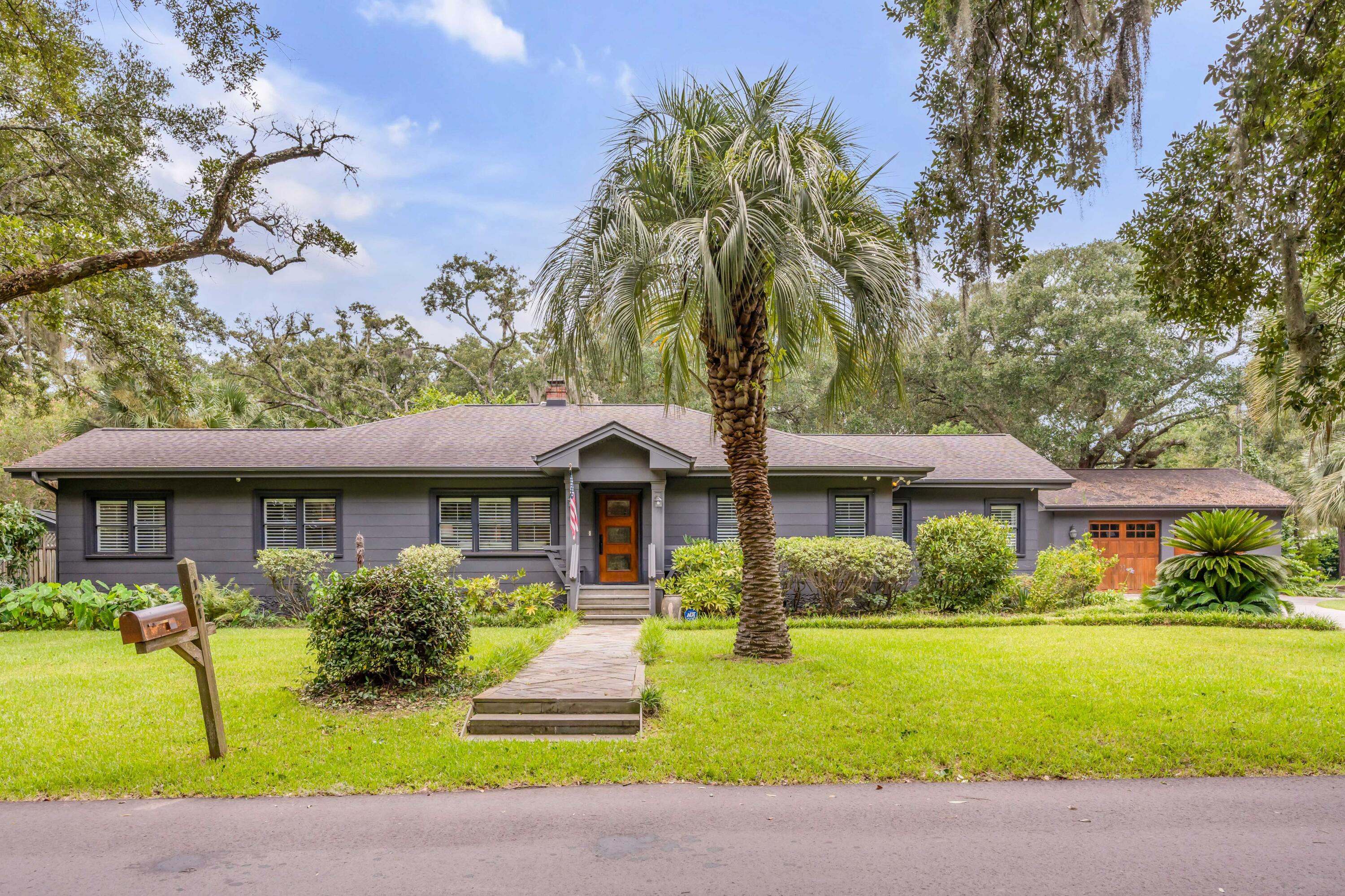 121 Old Point Road Charleston, SC 29412 - Photo 21 of 22 DSC04593
