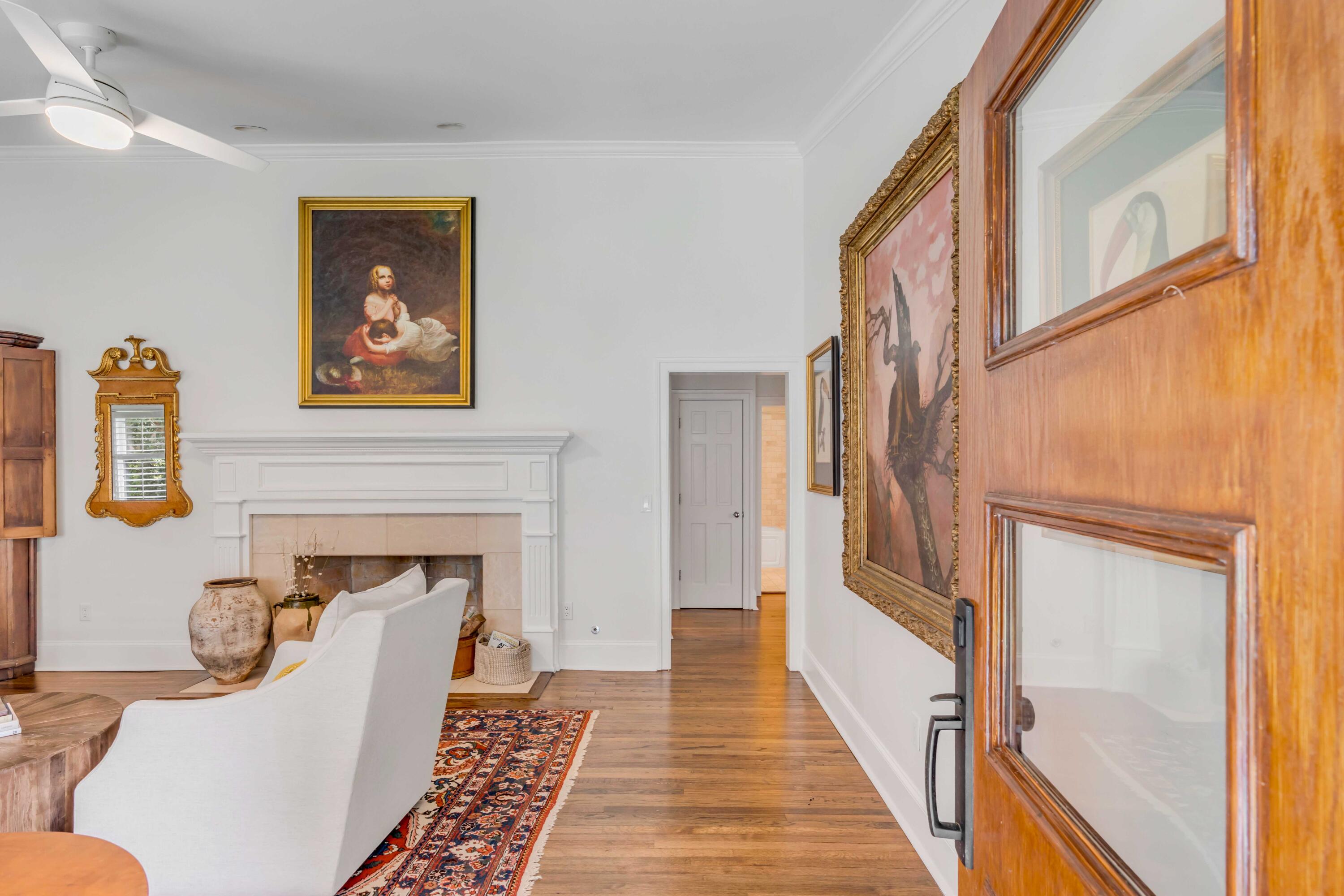121 Old Point Road Charleston, SC 29412 - Photo 3 of 22 DSC04619