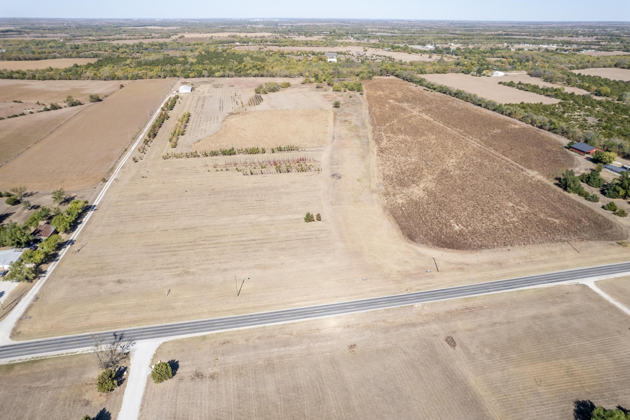 2498 Southwest 100th Street Augusta, KS 67010 - Photo 3 of 8