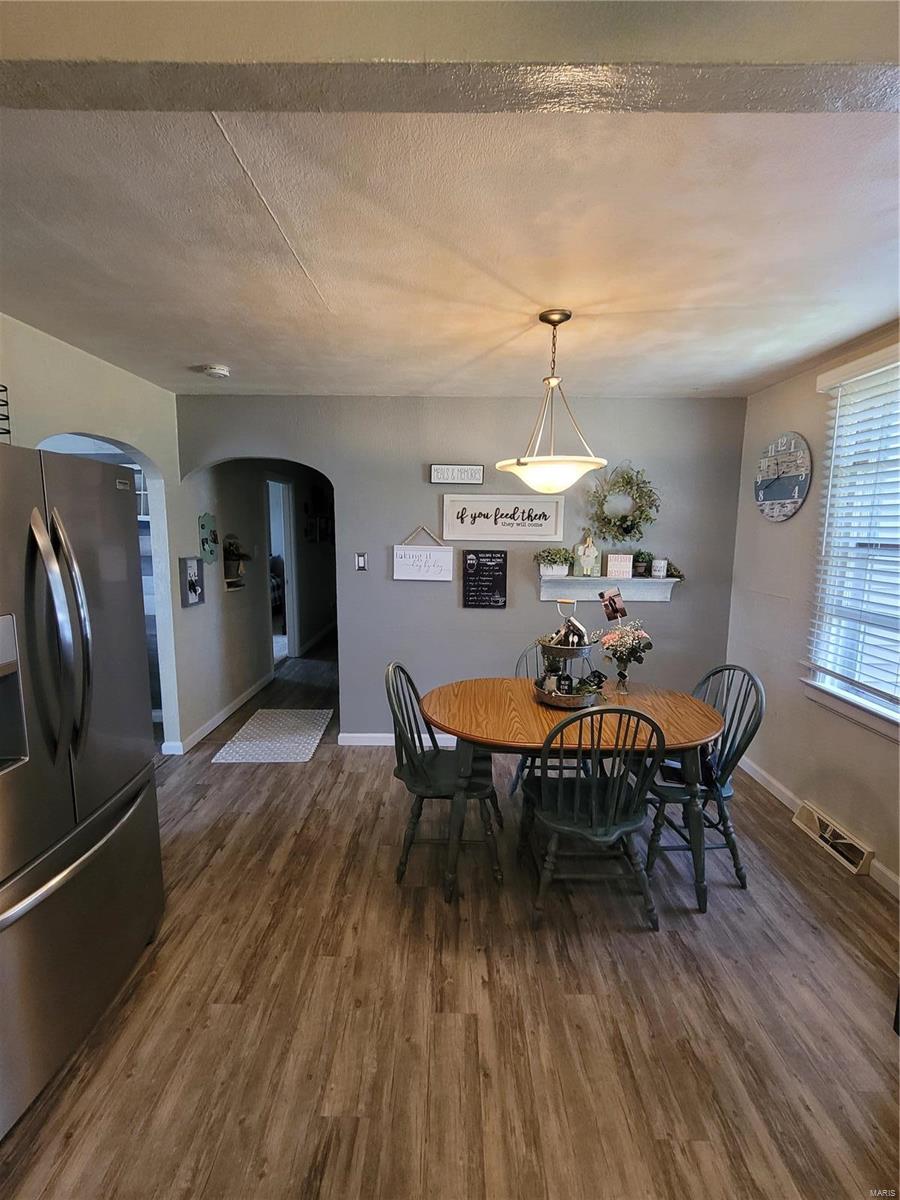 1005 North James Street Sparta, IL 62286 - Photo 9 of 34